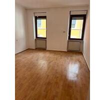 Alt-Saarbrücken 4ZKB - 620,00 EUR Kaltmiete, in Saarbrücken (PLZ: 66111) Alt-Saarbrücken 4ZKB - 620,00 EUR Kaltmiete, in Saarbrücken (PLZ: 66111)