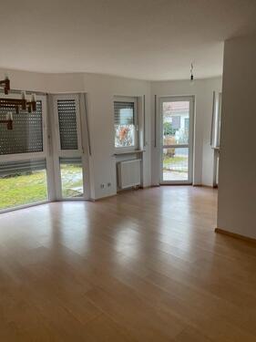 Foto - 3,5 Zimmer-Wohnung - 1.100,00&nbsp;EUR Kaltmiete, ca.&nbsp; 72,00&nbsp;m&sup2;