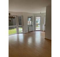 3,5 Zimmer-Wohnung - 1.100,00&nbsp;EUR Kaltmiete, ca.&nbsp; 72,00&nbsp;m&sup2; in Neumarkt in der Oberpfalz (PLZ: 92318) Altenhof