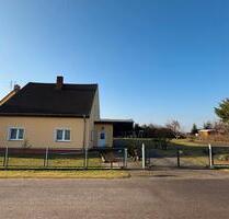 Freistehendes Einfamilienhaus mit Ausbaupotential auf 5000qm - Müncheberg