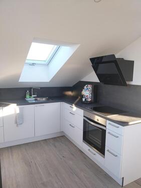 Foto - Moderne, lichtdurchflutete 1- Zimmerwohnung in ruhiger Lage