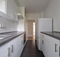 Winterlicher Neuanfang: Familienwohnung mit Einbauküche im Erdgeschoss ! - Hettstedt