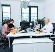 Profi-Coworking-Arbeitsplätze + private Büros in München - All-in-Miete