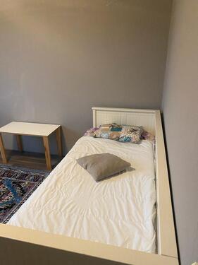 Foto - Zimmer zu vermieten - 400,00&nbsp;EUR Kaltmiete, ca.&nbsp; 64,00&nbsp;m&sup2;