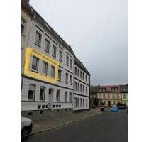 1 R- Whg. 50 qm , in Burg, mit EBK , 1. OG