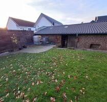 Einfamilienhaus mit geschlossenem Innenhof in HS zu vermieten - Heinsberg