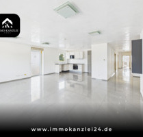 Repräsentative 139 m² Büro- und Gewerbefläche mit modernen Räumen und Balkon - Kehl