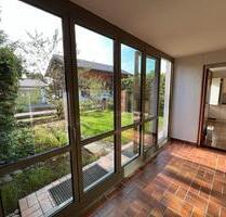 PROVISIONSFREI Sanierte 3,5 Zimmer Wohnung mit Garten und Loggia - Otterfing