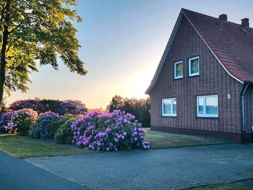 Foto - Einfamilienhaus zur Vermietung - 900,00&nbsp;EUR Kaltmiete, ca.&nbsp; 120,00&nbsp;m&sup2;