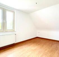 Ruhige Dachgeschoss - Wohnung, gemütlich wohnen zwischen Innenstadt und Klinikum - Lahr (Schwarzwald)