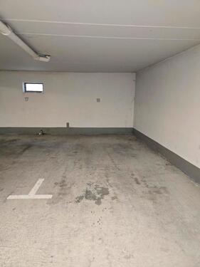 Foto - Tiefgaragenstellplatz zur Miete