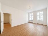 Foto - Sanierter Altbau: 1-Zimmer-Wohnung mit Balkon in Berlin-Neukölln