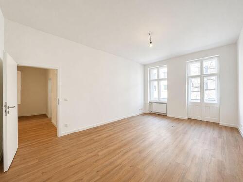 Foto - Sanierter Altbau: 1-Zimmer-Wohnung mit Balkon in Berlin-Neukölln
