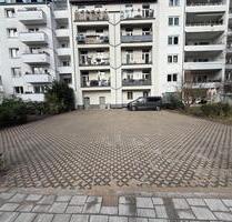 Privater PKW-Stellplatz in Düsseldorf-Golzheim Urdingerstr 83