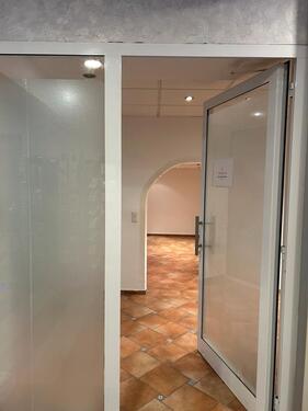 Foto - Ladenlokal Gewerbefläche - 800,00&nbsp;EUR Kaltmiete, ca.&nbsp; 30,00&nbsp;m&sup2;