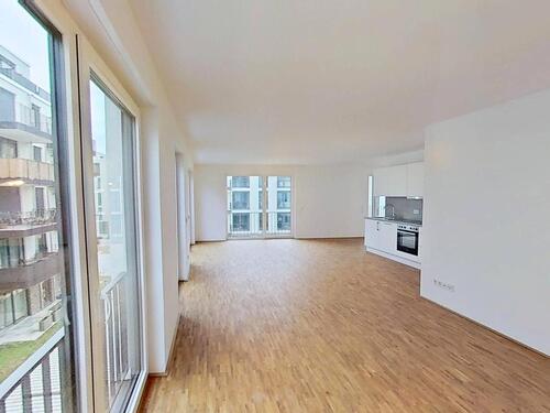 Foto - Weitläufige 3-Zimmer-Neubauwohnung mit Balkon, Einbauküche und besonderem Schnitt im Wohnquartier 'Großherzog Friedrich Höfe'