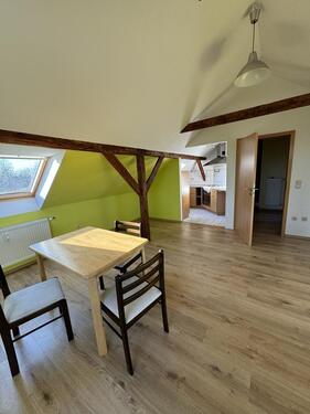 Foto - Gemütliche Dachgeschosswohnung mit Einbauküche