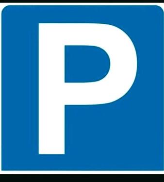Foto - Parkplatz Nähe Flughafen Stuttgart✈️