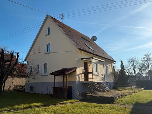 Foto - Familienhaus zu verkaufen in Seebronn 2,5 Stöckig