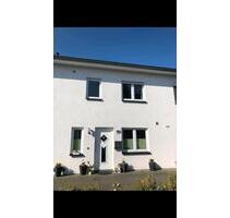 Reihenmittelhaus mit Garten und Carport in Weyhe-Erichshof