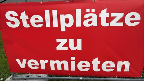 Foto - Wohnmobilstellplatz Anhängerstellplatz – eingezäunt & überwacht