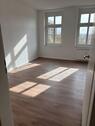 Foto - Renovierte 3 Zi-Whg, 3. OG - 500,00&nbsp;EUR Kaltmiete, ca.&nbsp; 60,00&nbsp;m&sup2;