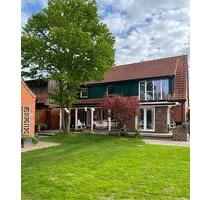 Schöne moderne DHH mit großem Garten in ruhiger Lage zu verkaufen - Bassum