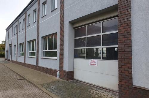 Foto - Werkstatt zu vermieten 300QM - 2.430,00&nbsp;EUR Kaltmiete, ca.&nbsp; 300,00&nbsp;m&sup2;