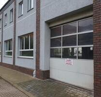 Werkstatt zu vermieten 300QM - 2.430,00&nbsp;EUR Kaltmiete, ca.&nbsp; 300,00&nbsp;m&sup2; in Bremerhaven (PLZ: 27572) Wulsdorf