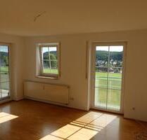 Helle, ruhige 3-Zi.Whg. mit Südbalkon, ab sofort von privat - Nabburg