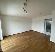 3-Zimmer Wohnung mit Balkon und Garage in Kötz zu verkaufen