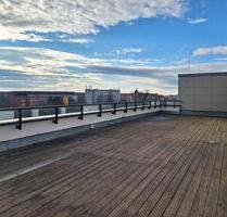 Diese moderne 5-Raum-Wohnung überzeugt durch eine durchdachte Raumaufteilung, helle Wohnbereiche und einen hohen Wohnkomfort. Die Wohnung befindet sich in einem gepflegten Mehrfamilienhaus und... - Leipzig Nord