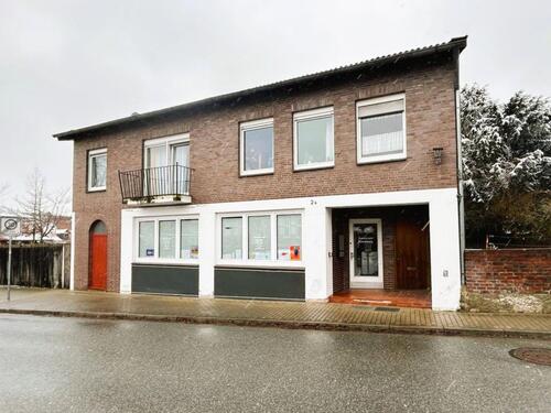 Foto - Mehrfamilienhaus mit zwei Einheiten (EG: Gewerbe OG:Wohnung)