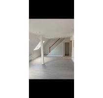 2,5 Zimmer Wohnung Maisonette DG neu renoviert - Neuenstadt am Kocher