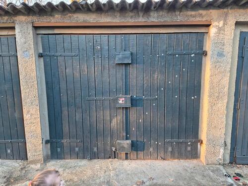 Foto - Doppelgarage abzugeben - 100,00&nbsp;EUR Miete,