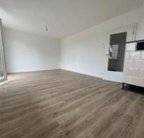 moderne helle 3 Zi-Whg mit 2 Balkonen und Stellplatz in Oeffingen - Fellbach