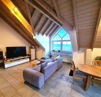 Moderne 3,5 Zi. Maisonette-Wohnung mit Panorama Weitblick - Ellwangen (Jagst)