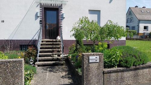 Foto - 3 ZKB, Terrasse, Keller, Garage - 930€ warm in Biebertal