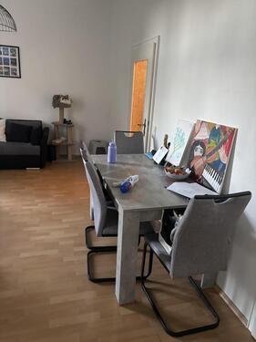 Foto - Zentrale 2 Zimmerwohnung mit Bad und WC
