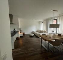 Attraktive Haushälfte mit Terrasse und Carport - Leer (Ostfriesland)