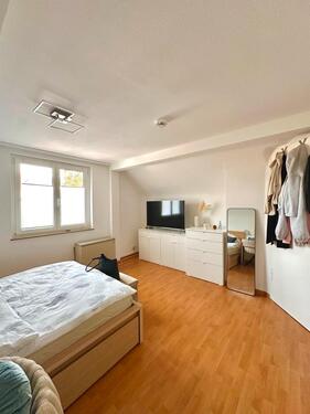 Foto - 1 Zimmer Dachgeschoßwohnung zur Miete in Sindelfingen