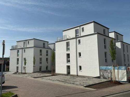 Foto - Neubau Erstbezug - Moderne 3 ZKB-Wohnung mit Terrasse und Garten