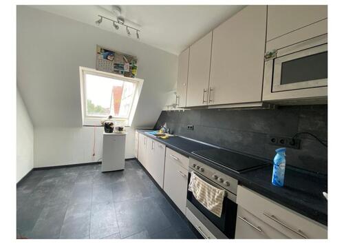 Foto - 3-Zimmer DG-Wohnung mit BalkonStellplatzKellerKüche