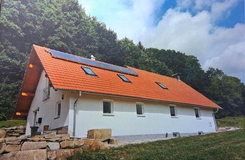 Foto - Einfamilienhaus zu vermieten - 1.100,00&nbsp;EUR Kaltmiete, ca.&nbsp; 150,00&nbsp;m&sup2;