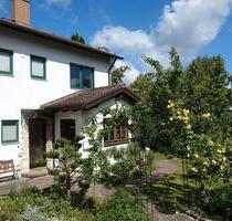 Ökologisch saniertes Reihenendhaus mit ruhigem Garten - Herbrechtingen