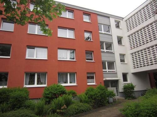 Foto - Geräumige 3-Zimmer-Wohnung mit Balkon und Estrichboden!