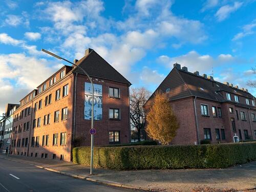 Foto - Wohnen unter dem Dach, ruhig und zentral