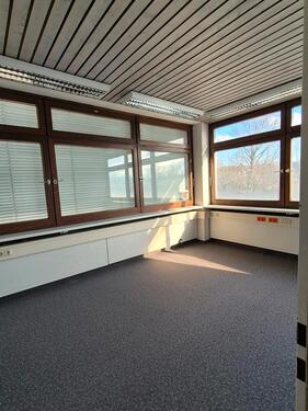 Foto - Helles Büro in Unterensingen ab sofort zu vermieten