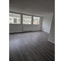 Helle 3-Zimmer-Wohnung mit Penthouse-Charakter | Duisburg-Meiderich