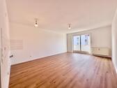 Foto - Attraktive 2-Zimmer-Wohnung im Toskana-Viertel Dörfles-Esbach
